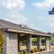 Days Inn by Wyndham Pittsburgh-Harmarville - Harmarville
