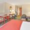 Days Inn & Suites by Wyndham Laurel Near Fort Meade