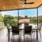 Artisan Gunyulgup - Luxe Lakeside Wellness Hideaway