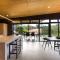 Artisan Gunyulgup - Luxe Lakeside Wellness Hideaway