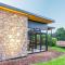 Artisan Koorabin - Lakeside Luxe Retreat next to Spa