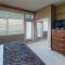 Sooke Harbour Penthouse - Luxurious 4 Bdrm Rental