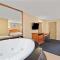 Super 8 by Wyndham Milford/New Haven