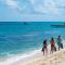 Wyndham Reef Resort, Grand Cayman - Sand Bluff