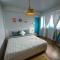 Monratino The snow roost- 10 mins walking distance from mall road- Attached balcony with Kanchenjunga Mountain View-Kitchen available