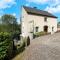 Forest-Edge Hideaway, Bouillon