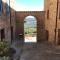 Tuscan Hilltop Getaway