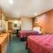 Woodridge Inn and Suites