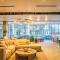 Homey 1BD - Central Downtown - Gym, Pool, Parking