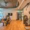 Lovely 1BD - Central Downtown - Gym, Pool, Parking