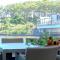 Waterfront Stay at Sunshine Villa