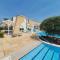 Boheme B6 Sunrise Beach