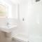 Luxury apartment with spa access on a nature reserve Goldeneye HM107
