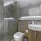 Modern City-Fringe Townhouse