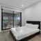 Modern City-Fringe Townhouse