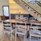 Lakewhistle Family Cottage