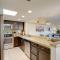 Sunny Tucson Townhome w/ Patio & Mountain Views!
