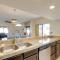 Sunny Tucson Townhome w/ Patio & Mountain Views!