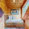 4 Bed 4 Bath Vacation home in Sylva