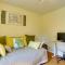 Woodstock Getaway with Hot Tub about 2 Mi to Dtwn!