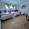 Hotel Versailles