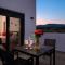Seasand Villa - Luxury Pool Retreat - 150m Beach