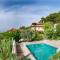 Kleo Cottages
