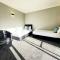Barclay Motel