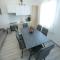 Luxury Apartment with heated pool in Starigrad
