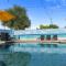 This is it - Great Location -13 Beds - Pool - Gym