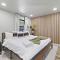 This is it - Great Location -13 Beds - Pool - Gym