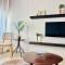 Larnaca Seaview Apartment with pool & parking