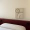 Larnaca Seaview Apartment with pool & parking