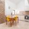 Downtown Seaview Apartment