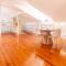 Downtown Seaview Apartment