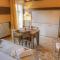 La Casetta di Lina Rooms and Apartments