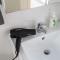 12B Unique 12 Mins Walk Train STA Abnb-Style Studio Apt
