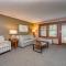 B103 One Bedroom Lake View