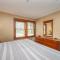 B103 One Bedroom Lake View