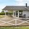 8 person holiday home in Lemvig-By Traum
