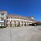 Grand Place Resort