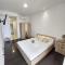 Piazza Napa Suites