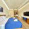 Condo Studio Plaza