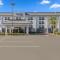 Spark by Hilton Bakersfield Central