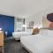 Spark by Hilton Lexington Hamburg