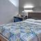 Motel 6-Longview, TX