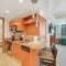 AKA Brickell Condo Free Parking by Palermo Home Miami