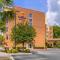 Comfort Suites Charleston West Ashley