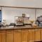 Rodeway Inn & Suites Tomahawk