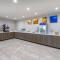 Comfort Suites Scottsdale Talking Stick Entertainment District